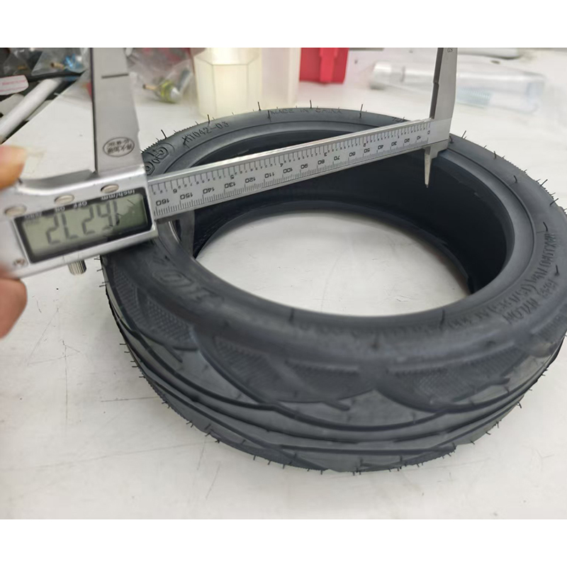 Original Tubeless Tire for INM - đánh giá và giá Scooter Tire